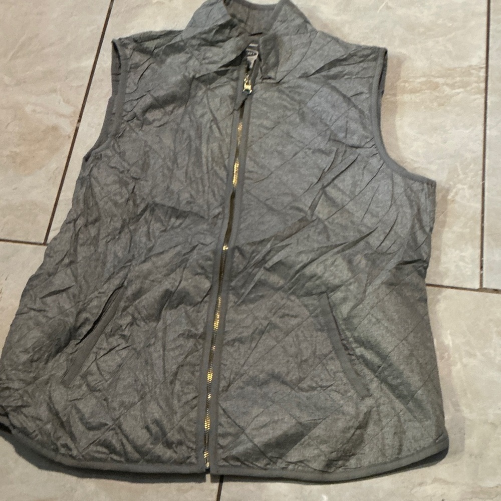 Old Navy Men's Charcoal Quilted Vest